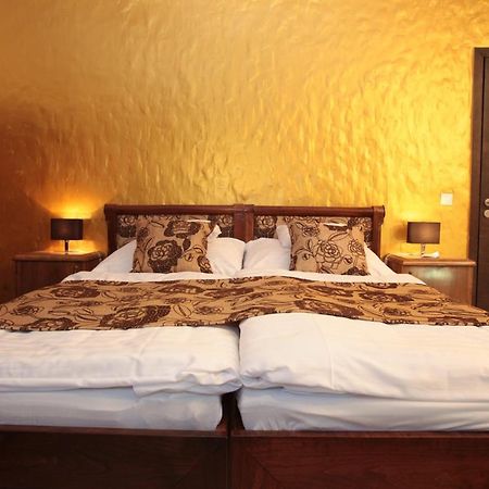 Parliament Penthouse Boutique B&B ブダペスト エクステリア 写真