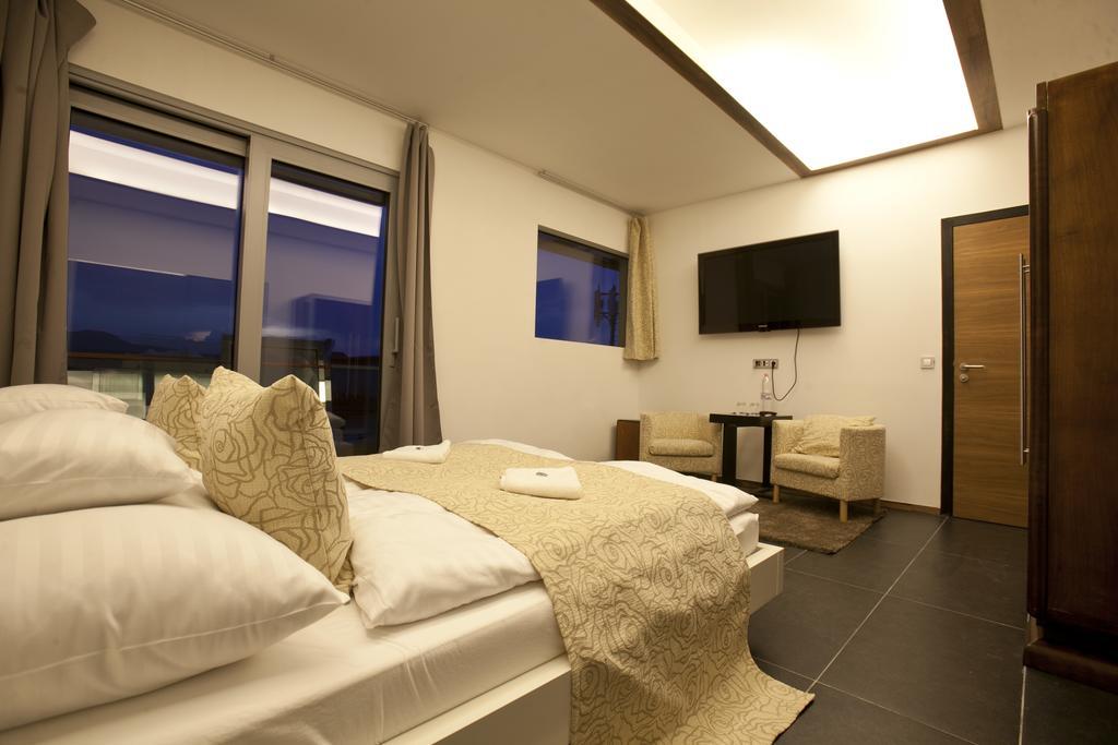 Parliament Penthouse Boutique B&B ブダペスト エクステリア 写真